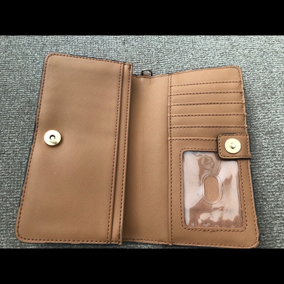 Wallet - Picture 2 of 3
